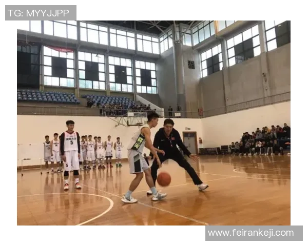 南京篮球队在世锦赛中的团队协作表现分析与启示